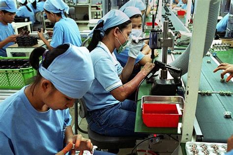 pinoy work|filipino workers in factories.